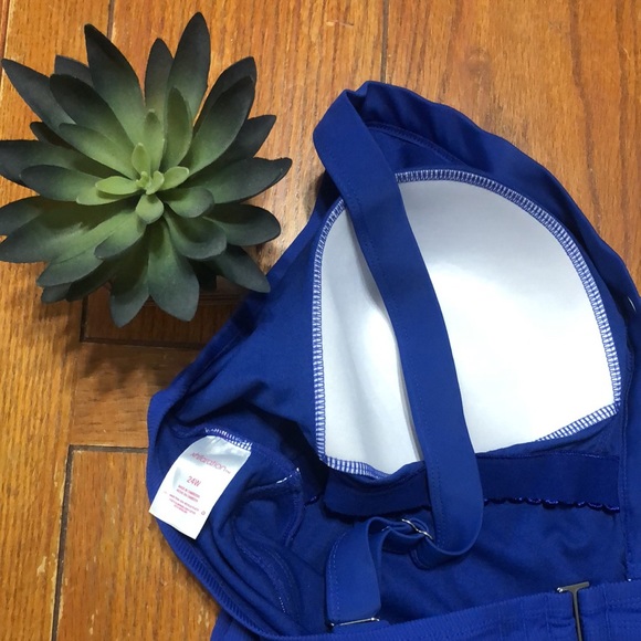 NWOT Blue Ribbed One Piece Swimsuit - Picture 6 of 6